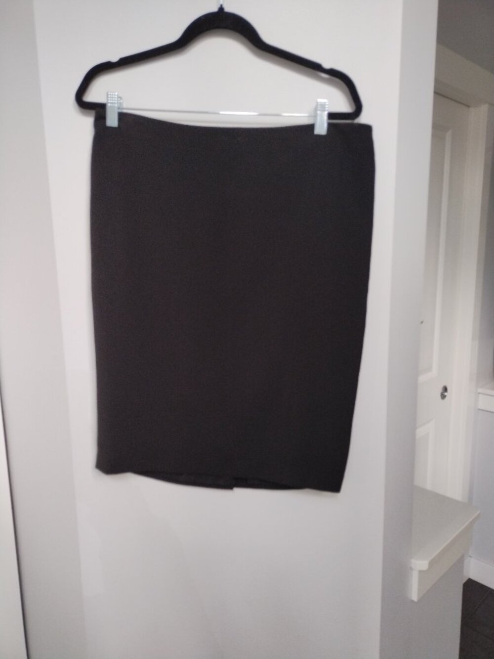 Lined midi Karl Lagerfeld black skirt